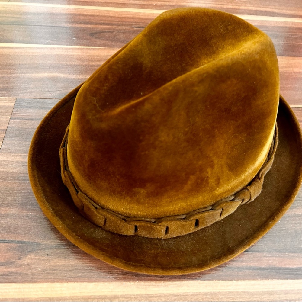 Vintage Dobbs Game Bird hat